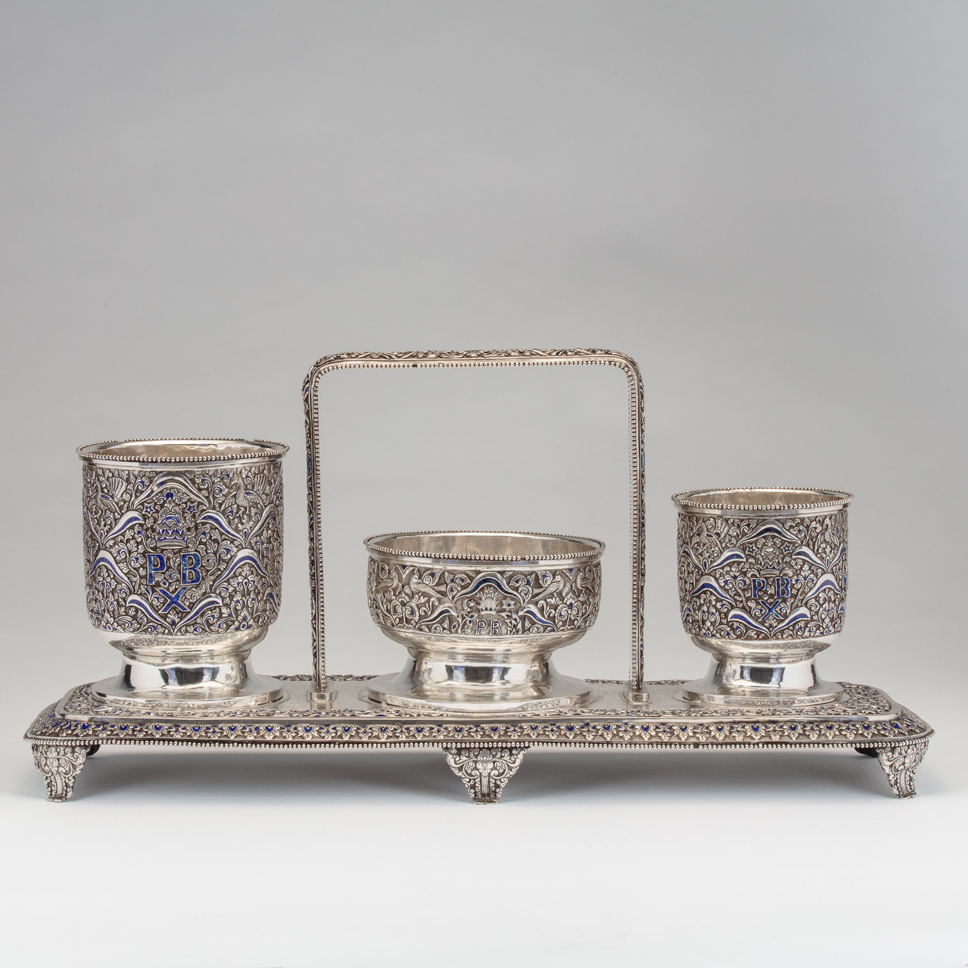 A Rare and Unusual Royal Silver Gift Commissioned by Pakubuwono X (r. 1893-1939), the 10th Susuhunan of Surakarta 