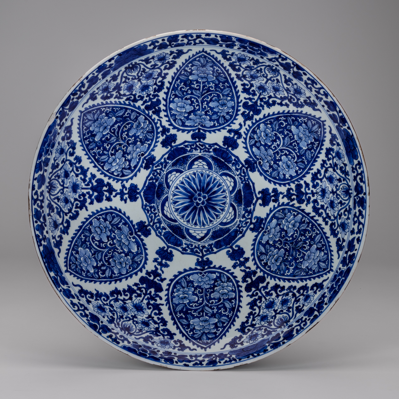 Large Blue and White Dish Made for Thai Market
