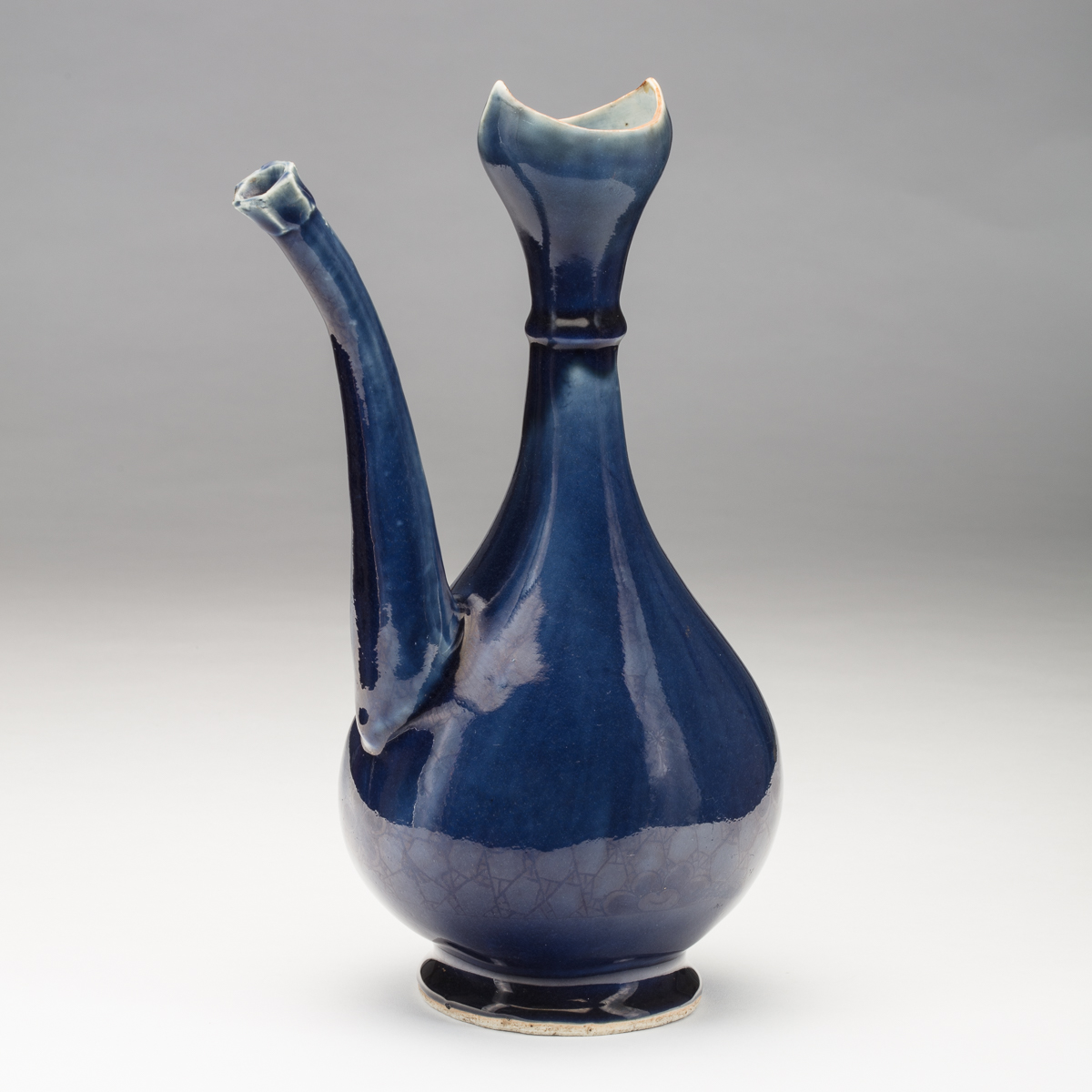 Blue Porcelain Ewer Made for the Islamic Market 清外销瓷蓝釉执壶
