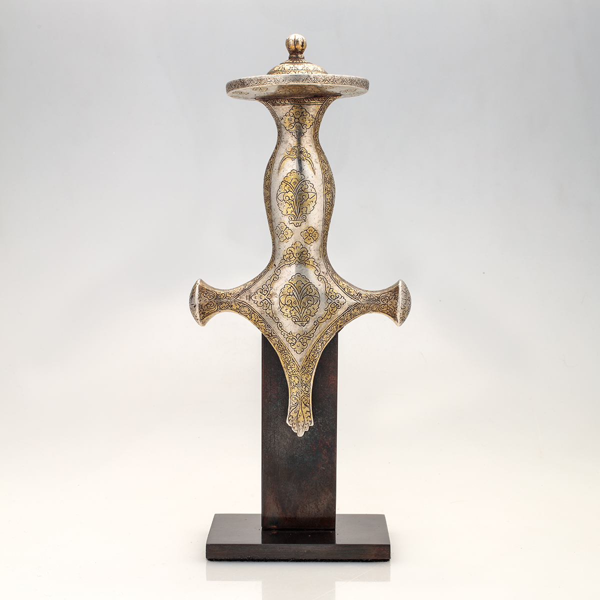 Silver Tulwar Hilt with Gilt Highlights