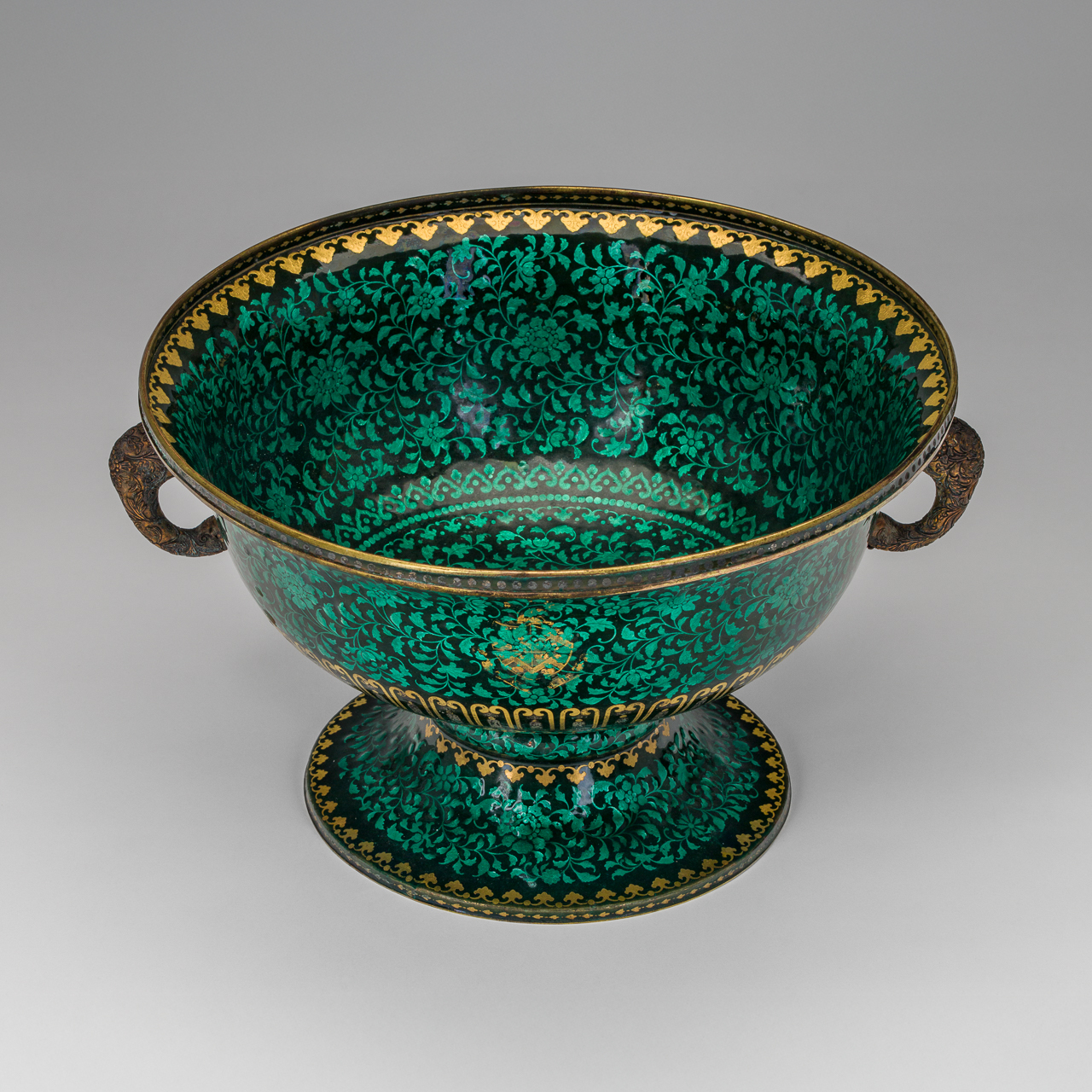 Footed Bowl made for a Chairman of the East India Company