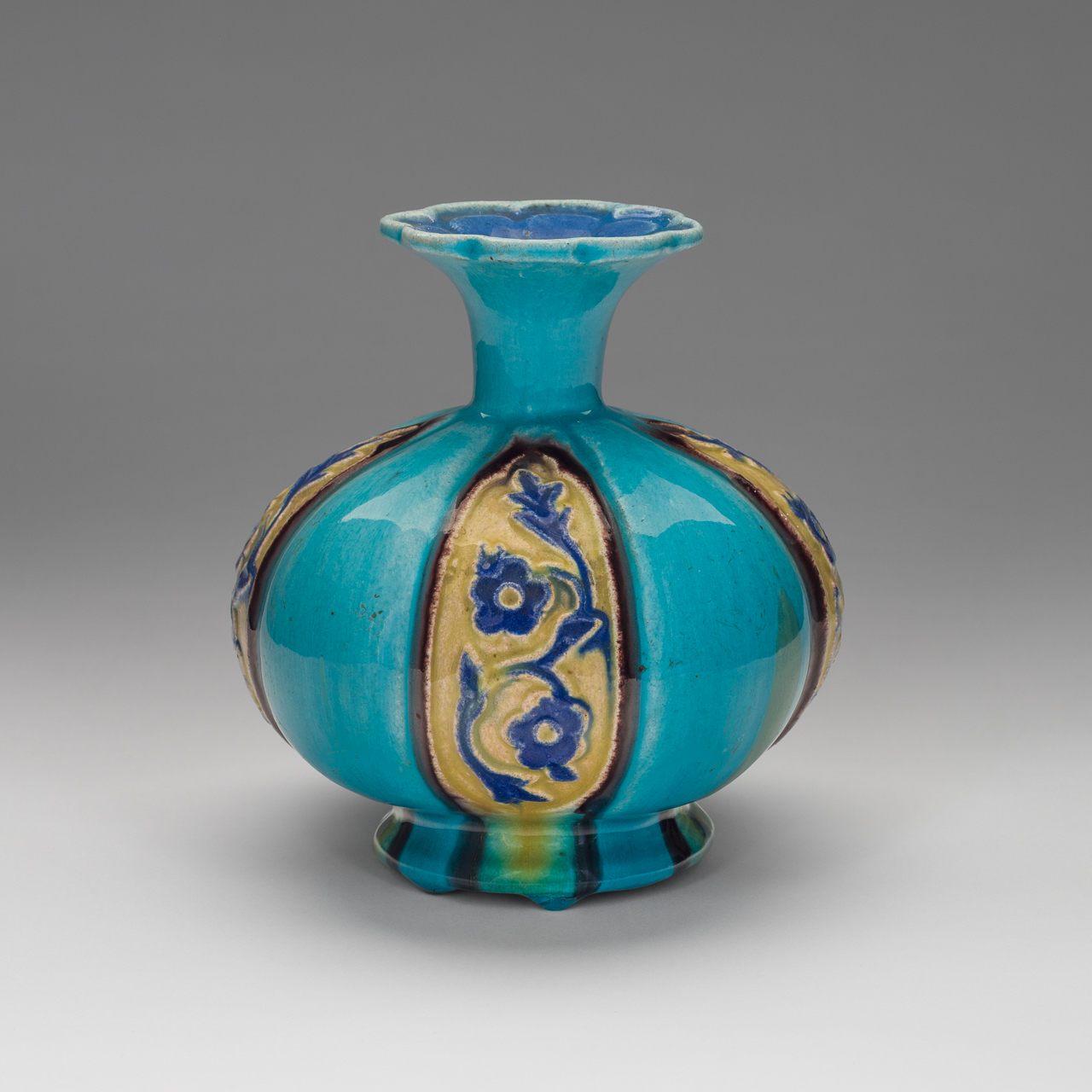 Safavid Pot