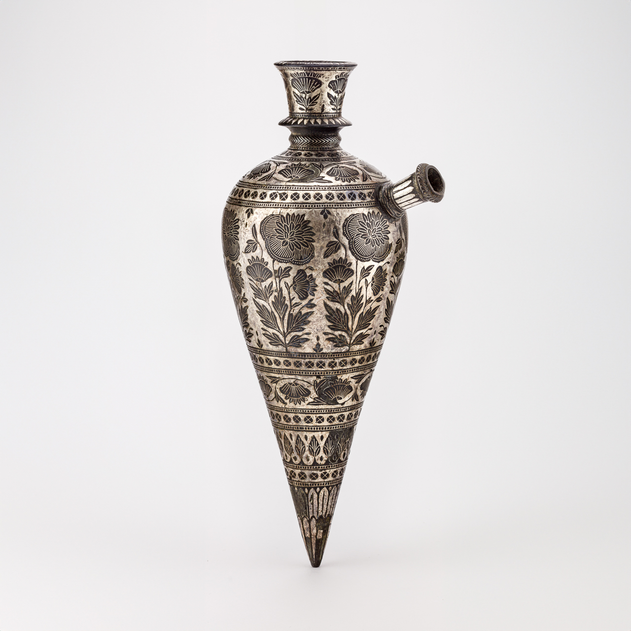 Mughal Bud-Shaped Huqqa Base